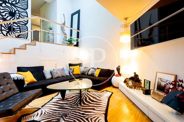 2 quarto Apartamento para arrendar em Embajadores, Madrid cidade - 2 100 € (Ref: 9811590)