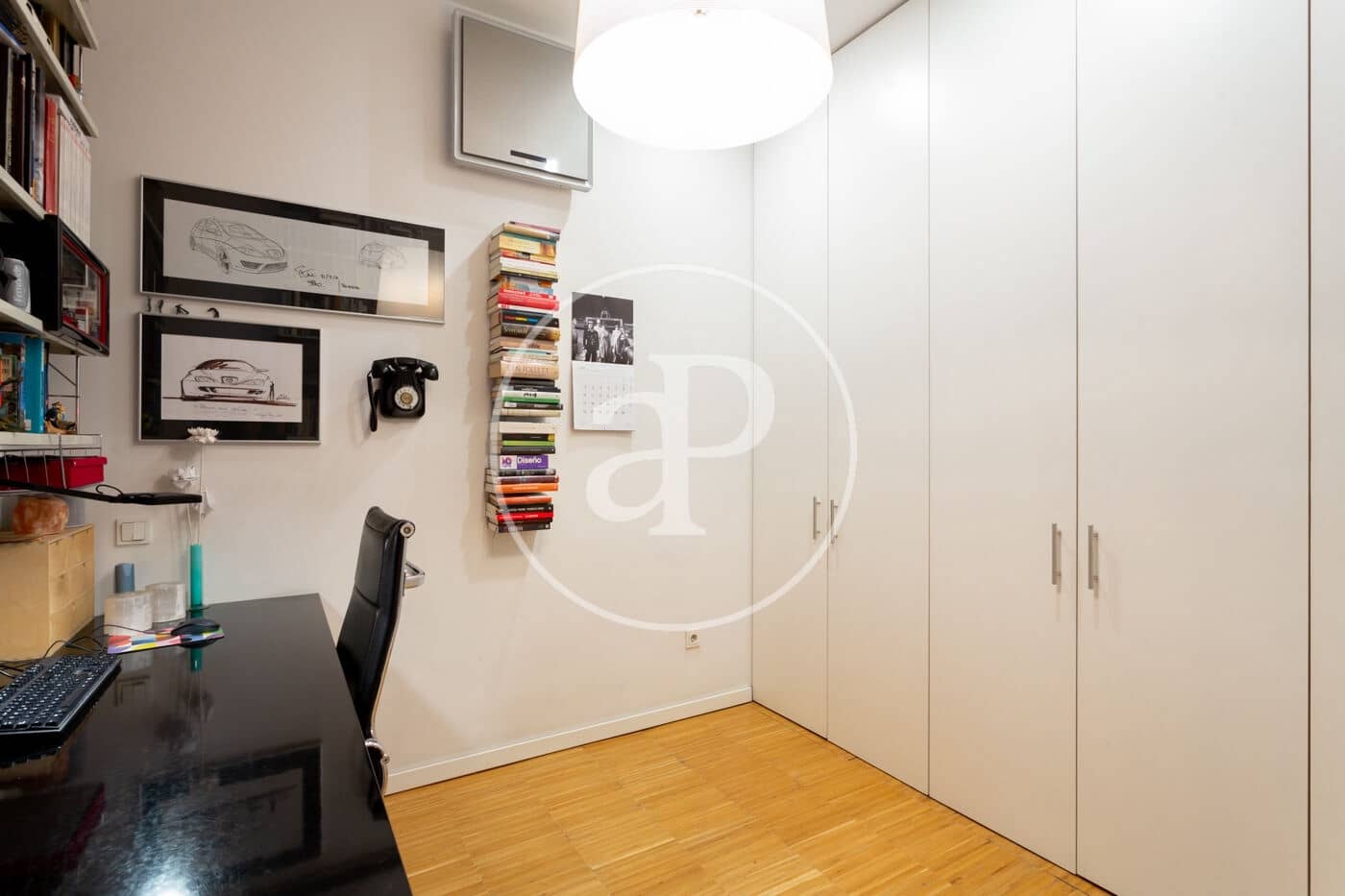 2 quarto Apartamento para arrendar em Madrid cidade - 2 100 € (Ref: 9811590)