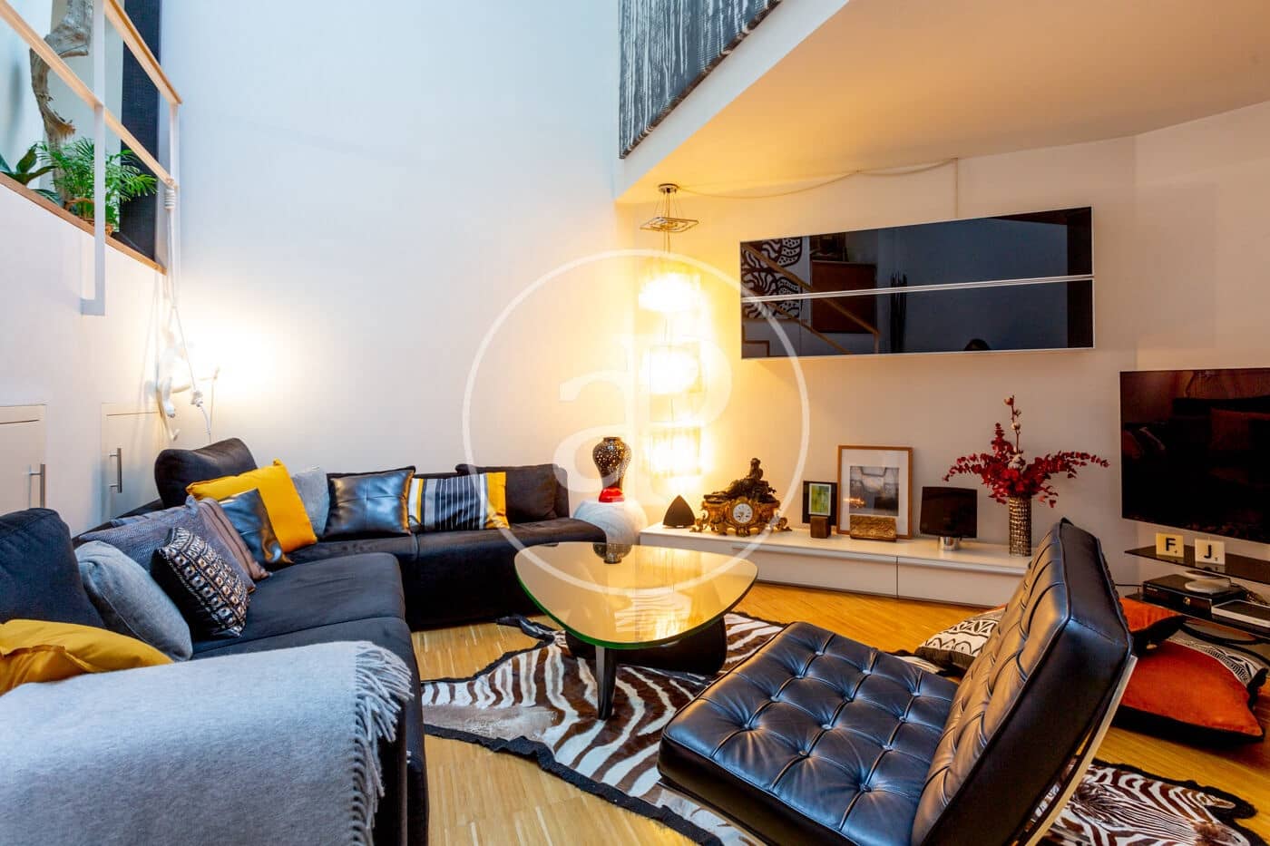 2 quarto Apartamento para arrendar em Madrid cidade - 2 100 € (Ref: 9811590)