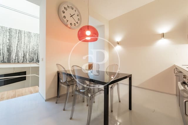 Apartamento de 2 habitaciones en Embajadores, Madrid ciudad en alquiler - 2.400 € (Ref: 9811590)