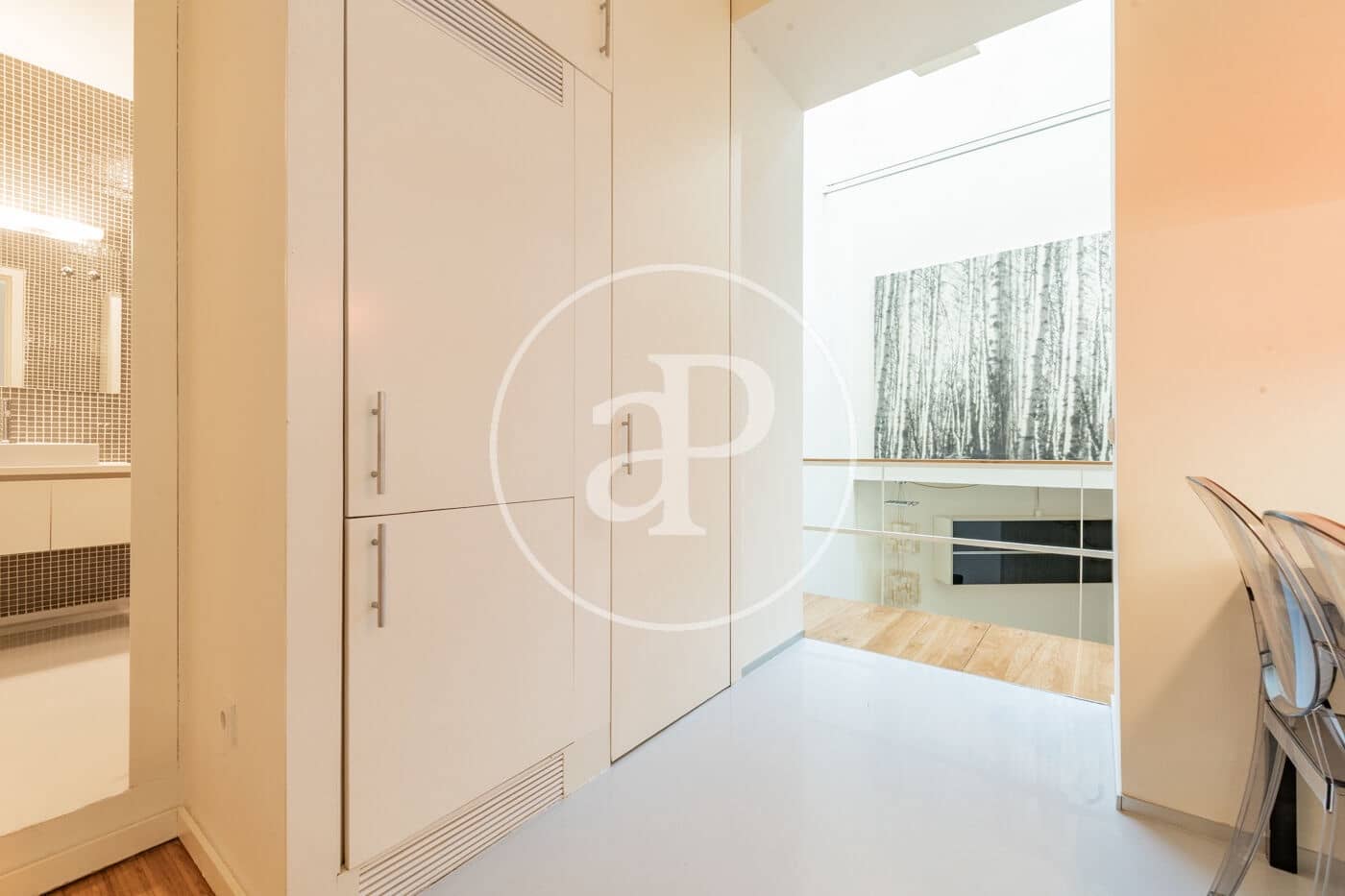 Apartamento de 2 habitaciones en Madrid ciudad en alquiler - 2.400 € (Ref: 9811590)