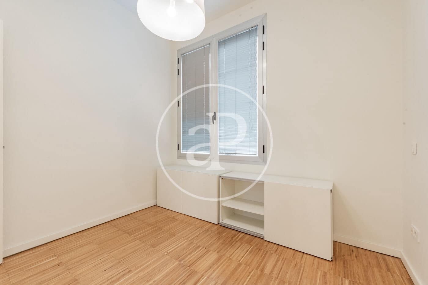 Apartamento de 2 habitaciones en Madrid ciudad en alquiler - 2.400 € (Ref: 9811590)