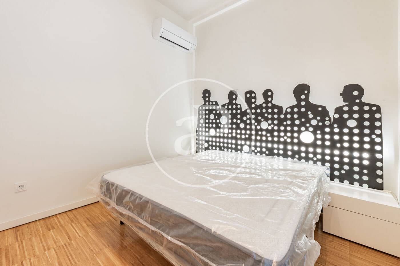 Apartamento de 2 habitaciones en Madrid ciudad en alquiler - 2.400 € (Ref: 9811590)