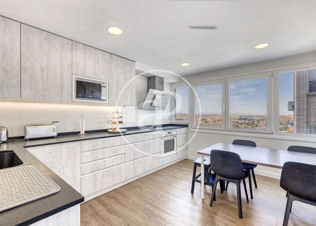 5 Zimmer Apartment zu verkaufen in Pilar, Madrid Stadt mit Pool - 1.330.000 € (Ref: 9811591)