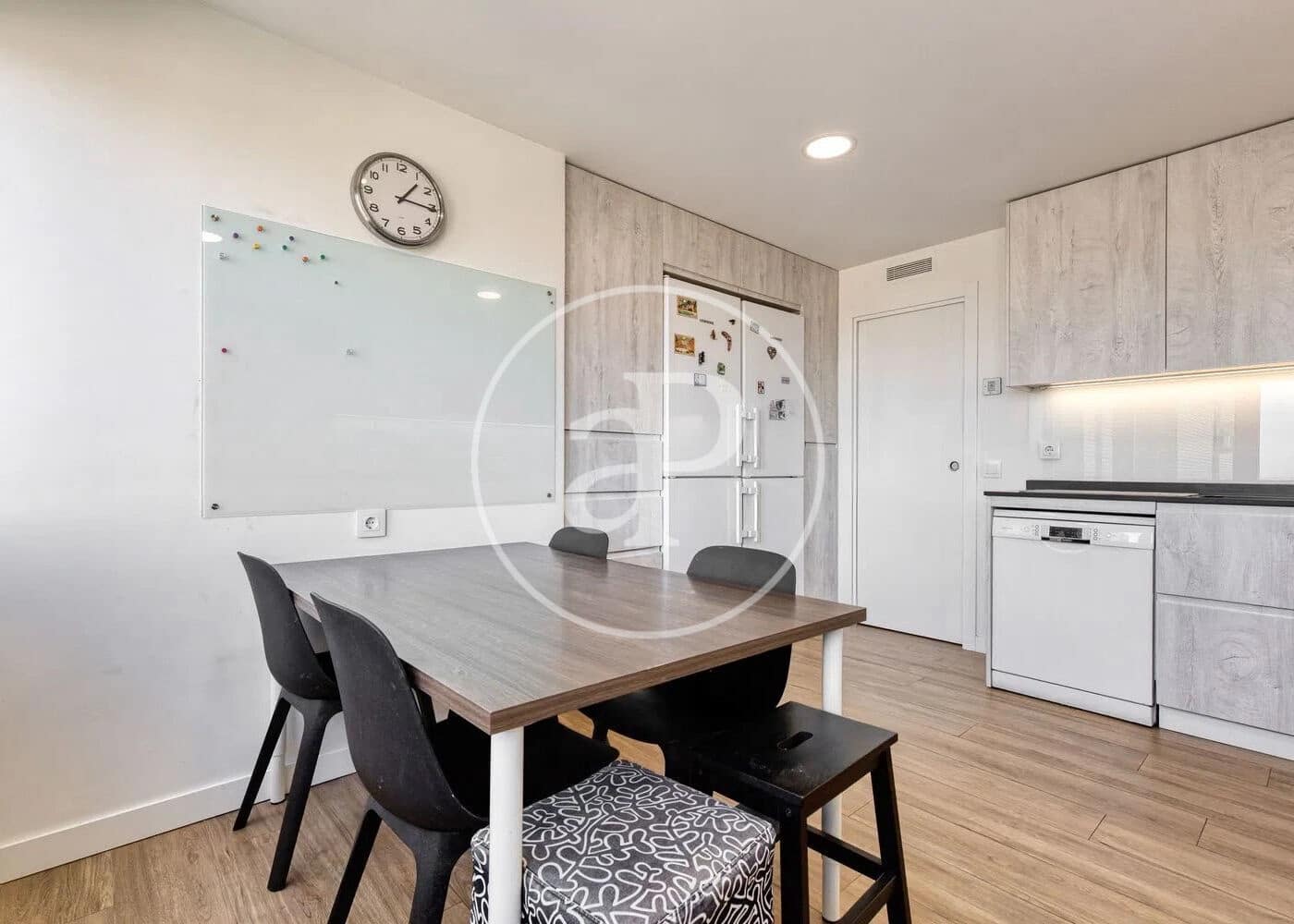 5 Zimmer Apartment zu verkaufen in Madrid Stadt mit Pool - 1.330.000 € (Ref: 9811591)