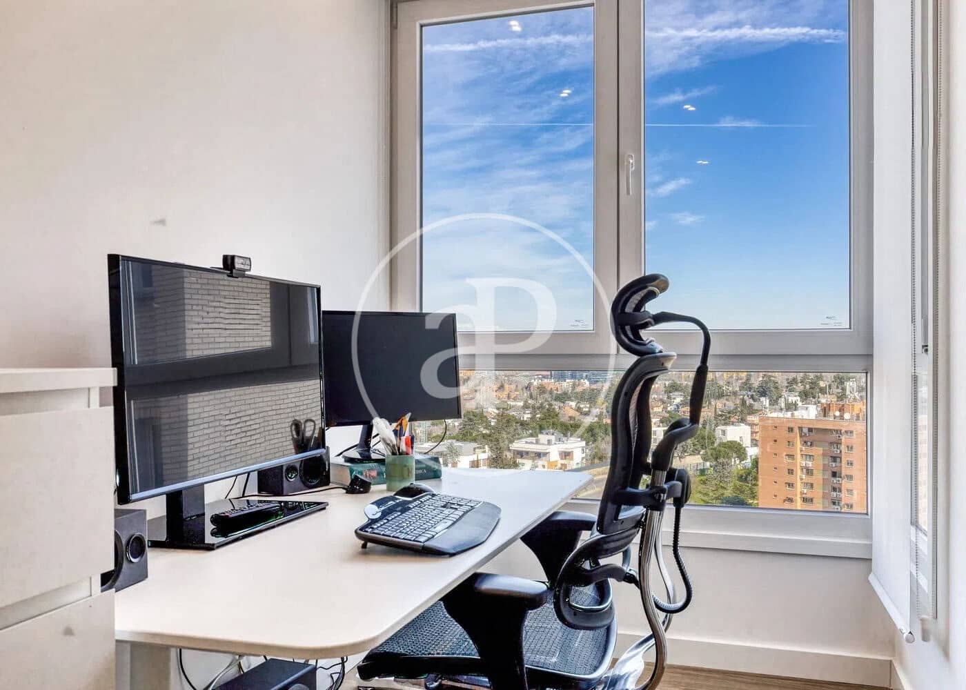 5 Zimmer Apartment zu verkaufen in Madrid Stadt mit Pool - 1.330.000 € (Ref: 9811591)