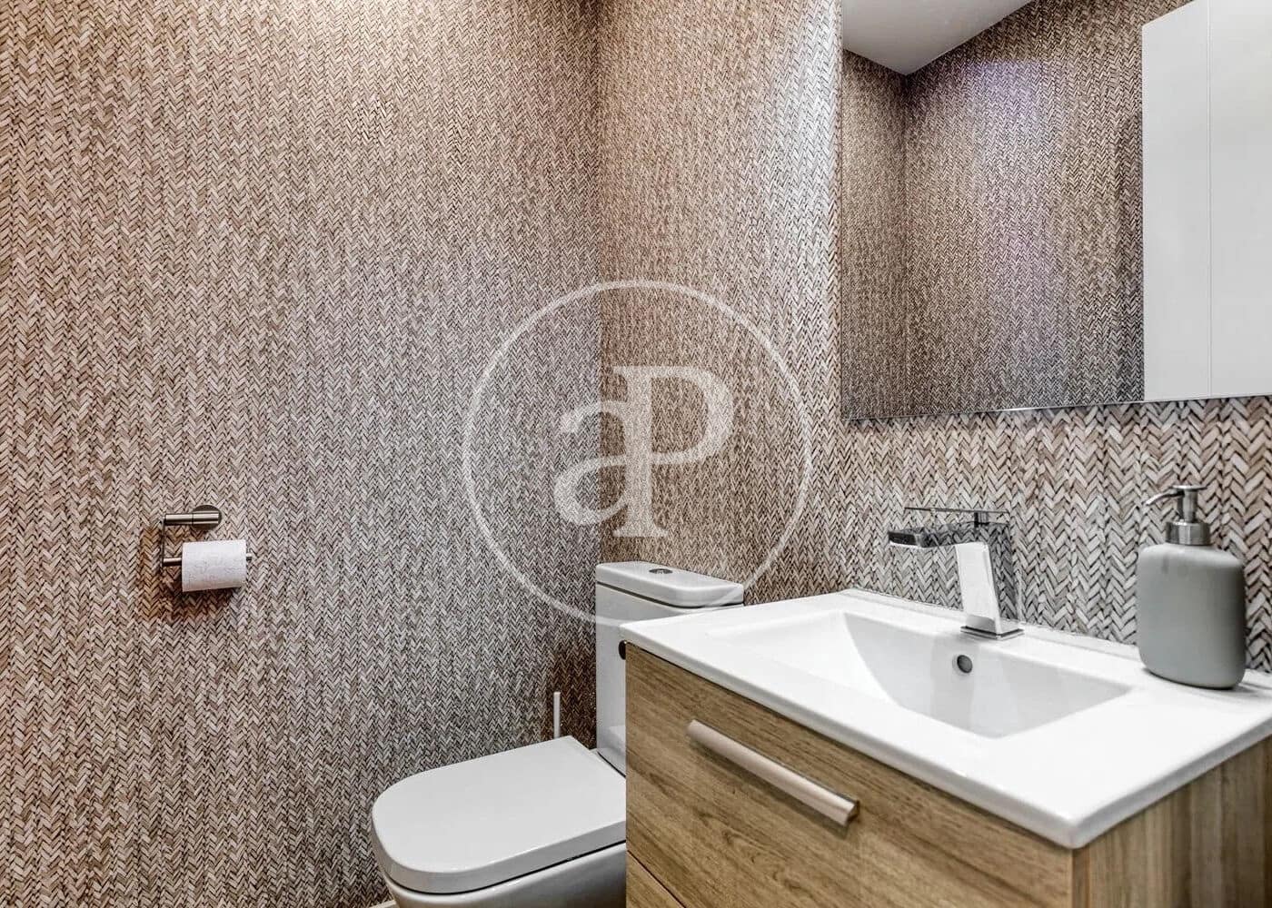 5 Zimmer Apartment zu verkaufen in Madrid Stadt mit Pool - 1.330.000 € (Ref: 9811591)