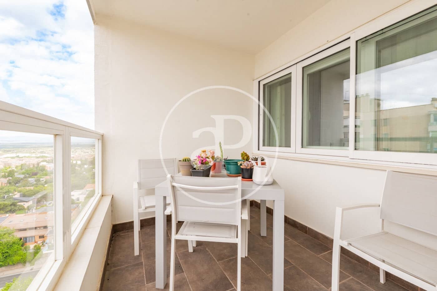 5 bedroom Apartment for sale in Madrid city with pool - € 1,330,000 (Ref: 9811591)
