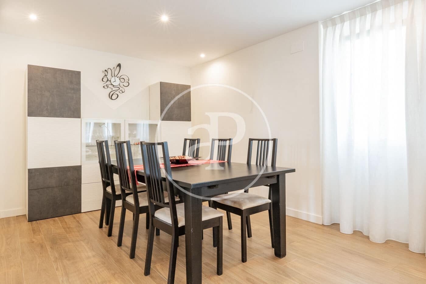 5 bedroom Apartment for sale in Madrid city with pool - € 1,330,000 (Ref: 9811591)