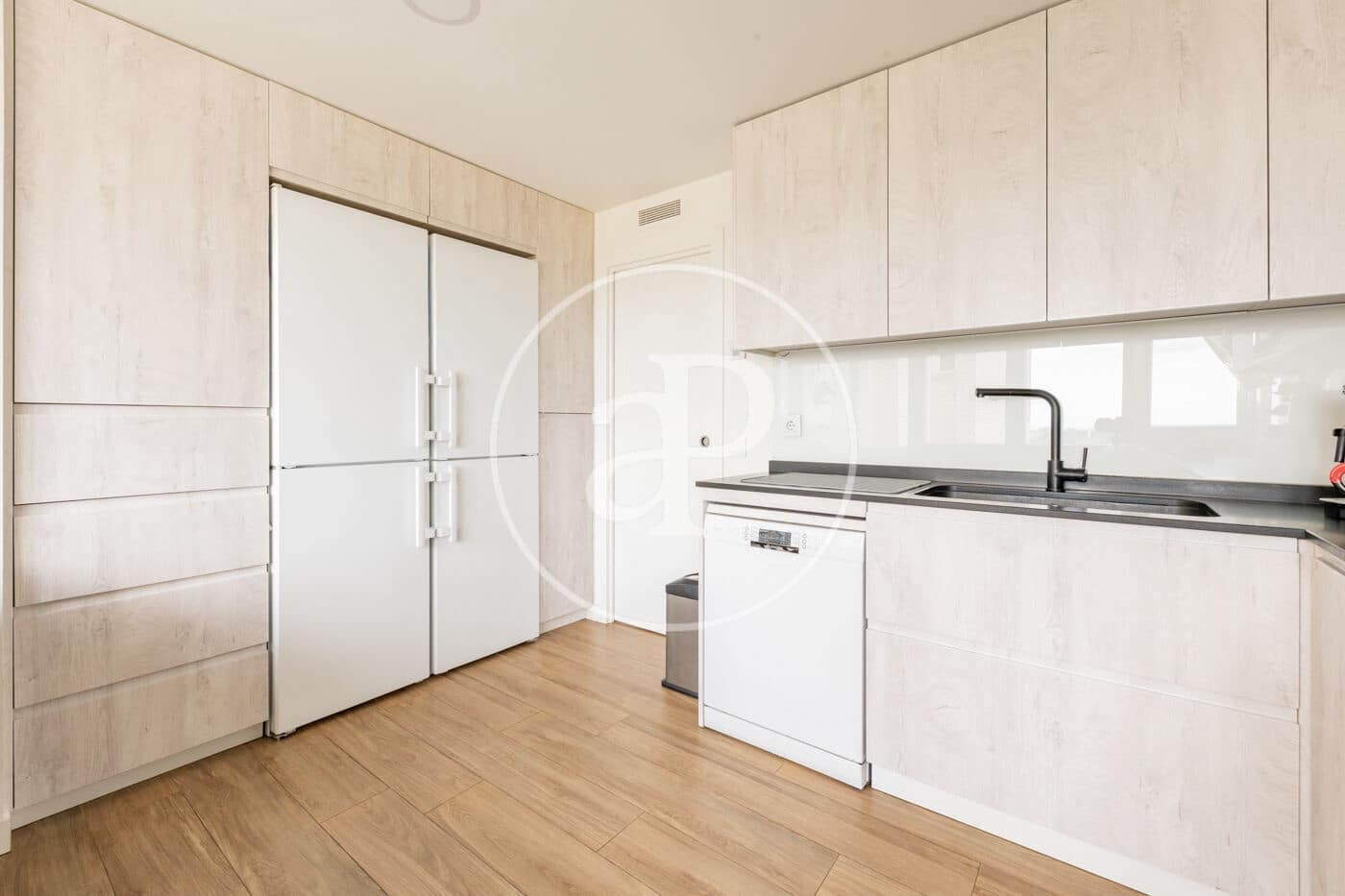 5 bedroom Apartment for sale in Madrid city with pool - € 1,330,000 (Ref: 9811591)