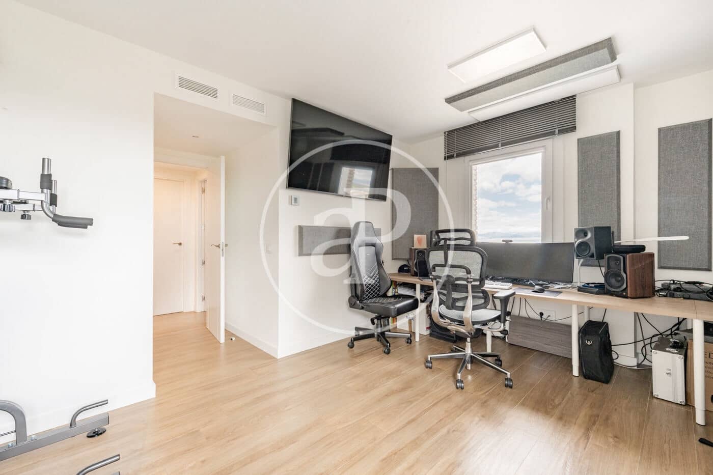 5 bedroom Apartment for sale in Madrid city with pool - € 1,330,000 (Ref: 9811591)
