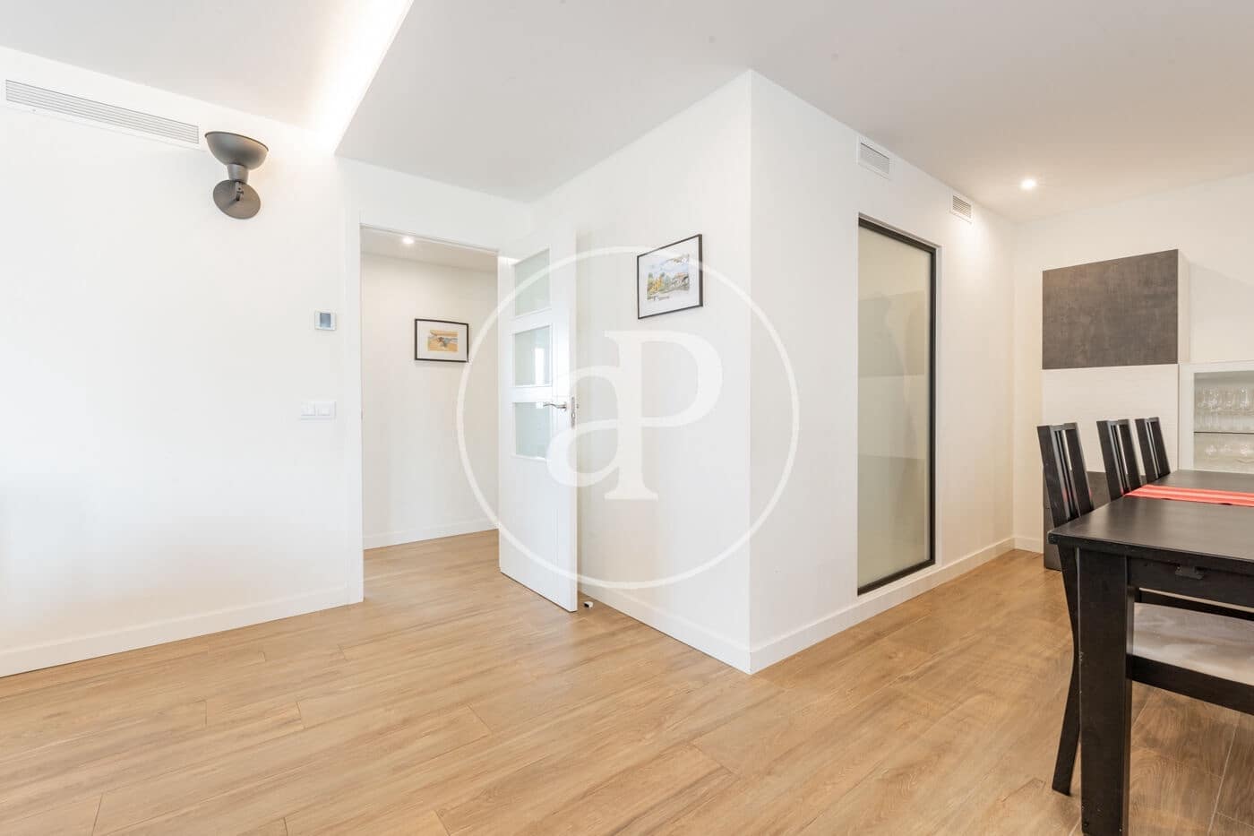 5 bedroom Apartment for sale in Madrid city with pool - € 1,330,000 (Ref: 9811591)