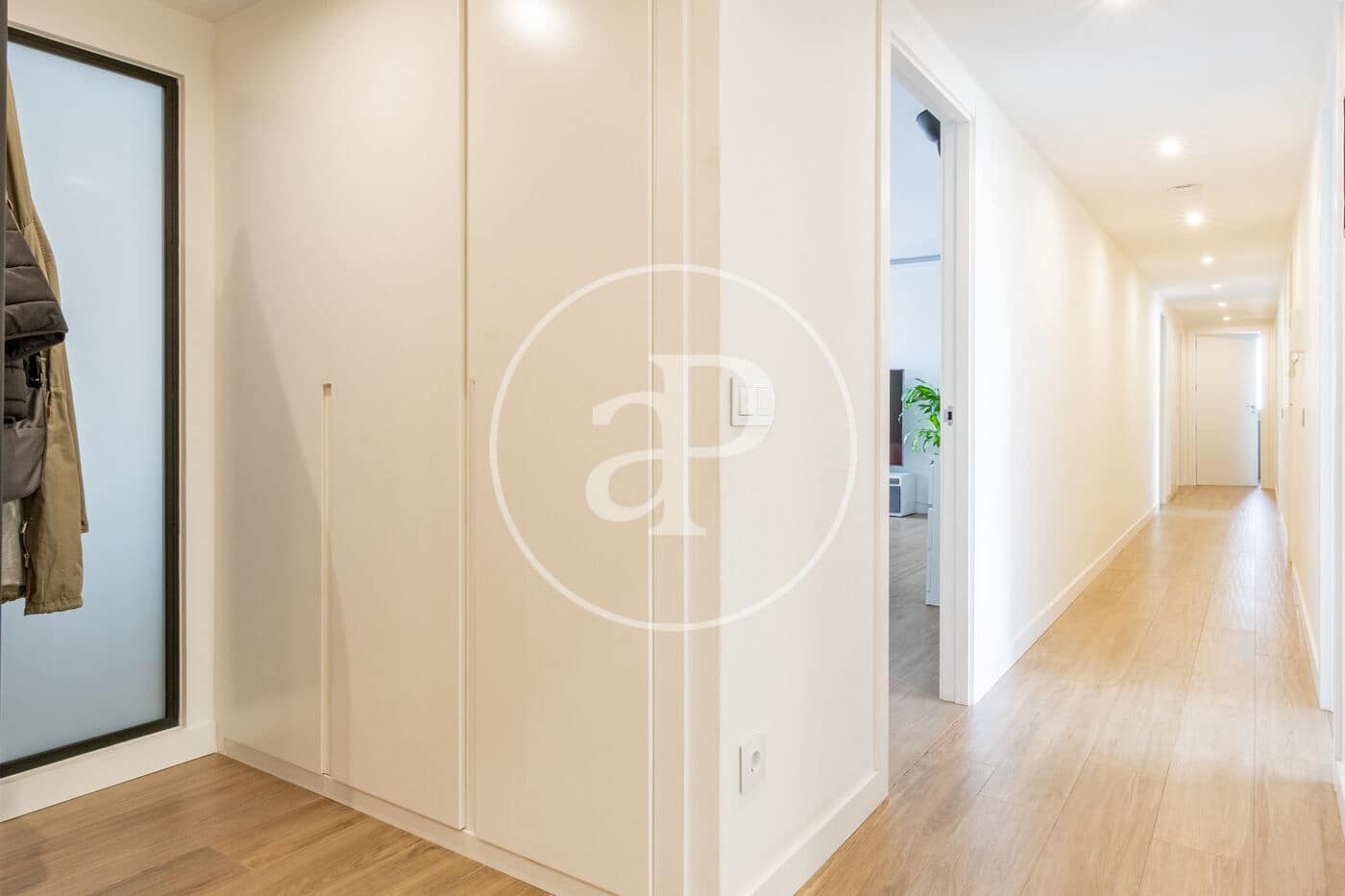 5 bedroom Apartment for sale in Madrid city with pool - € 1,330,000 (Ref: 9811591)