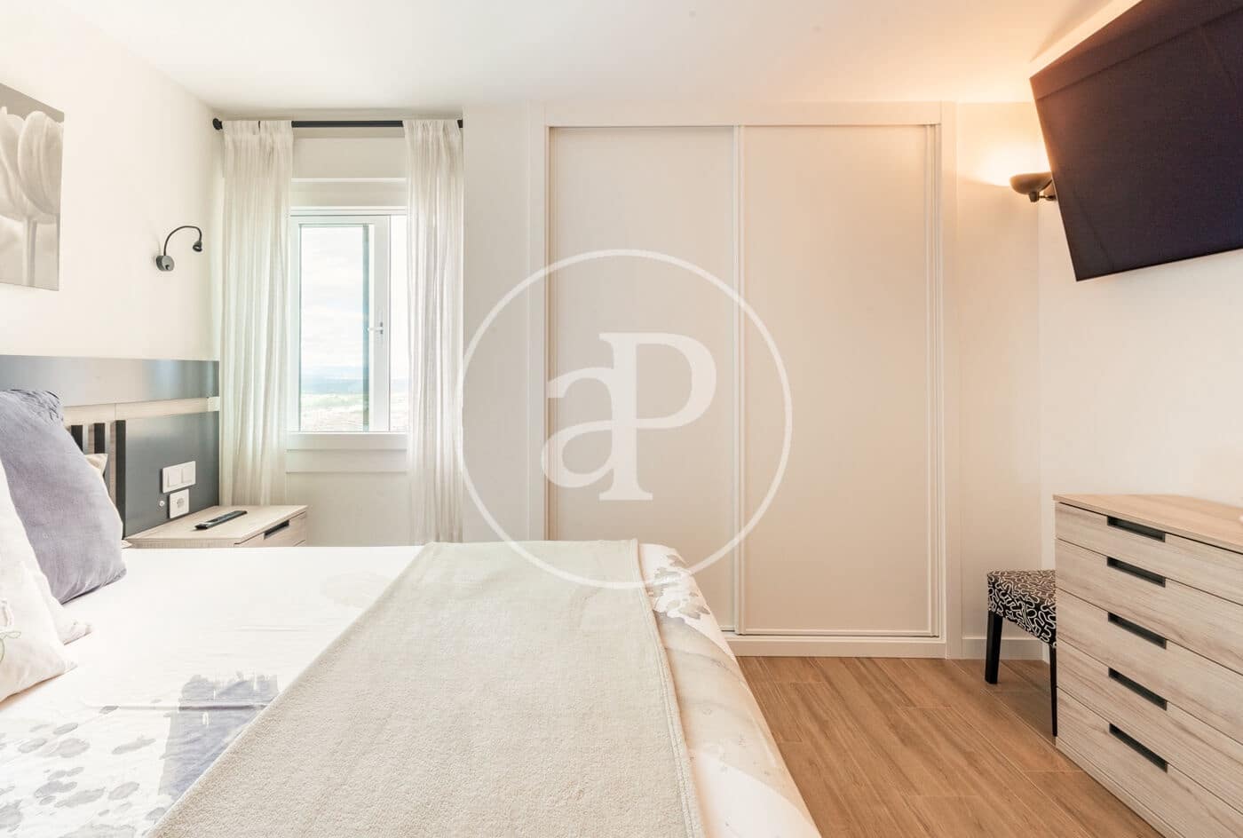 5 bedroom Apartment for sale in Madrid city with pool - € 1,330,000 (Ref: 9811591)