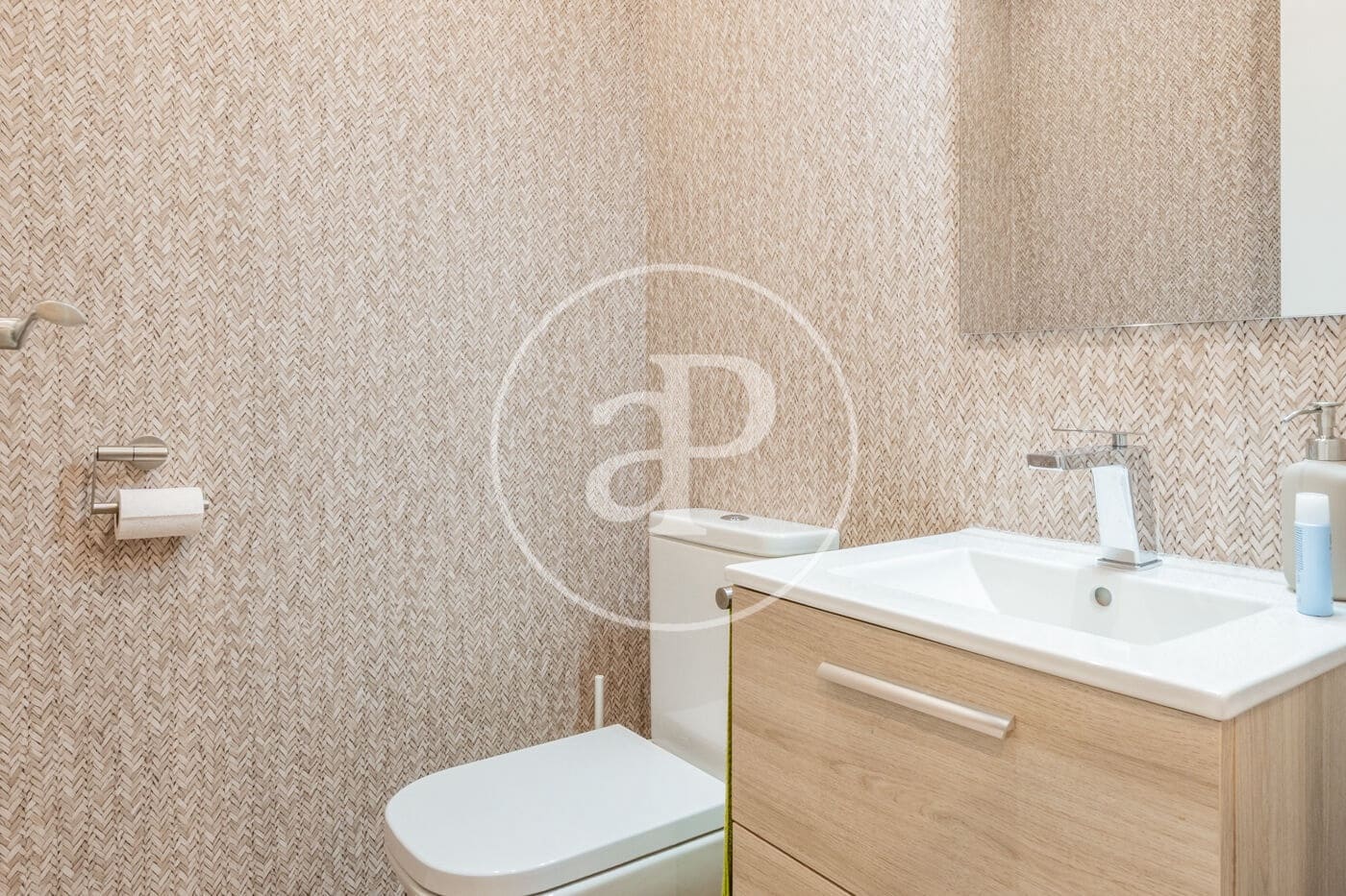 5 bedroom Apartment for sale in Madrid city with pool - € 1,330,000 (Ref: 9811591)