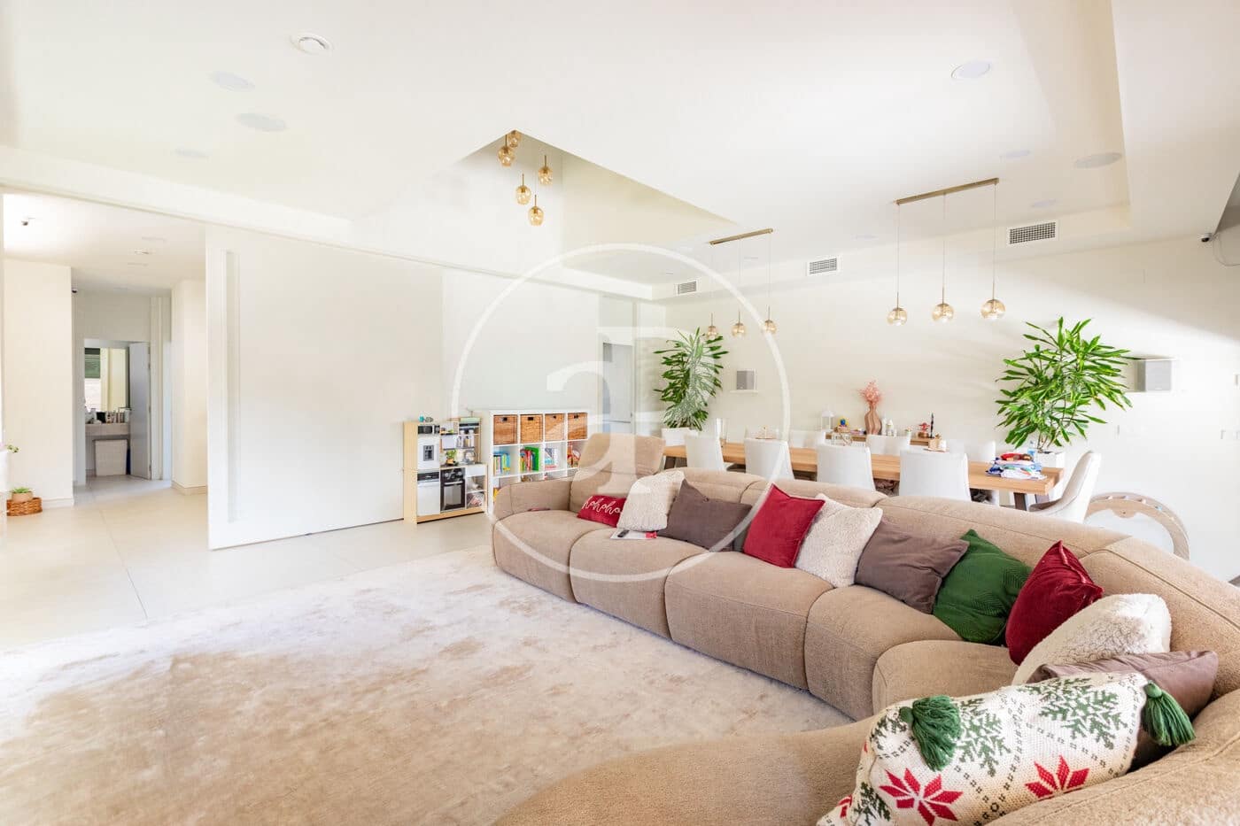 Chalet de 5 habitaciones en San Sebastián de los Reyes en venta con piscina - 1.500.000 € (Ref: 9811592)