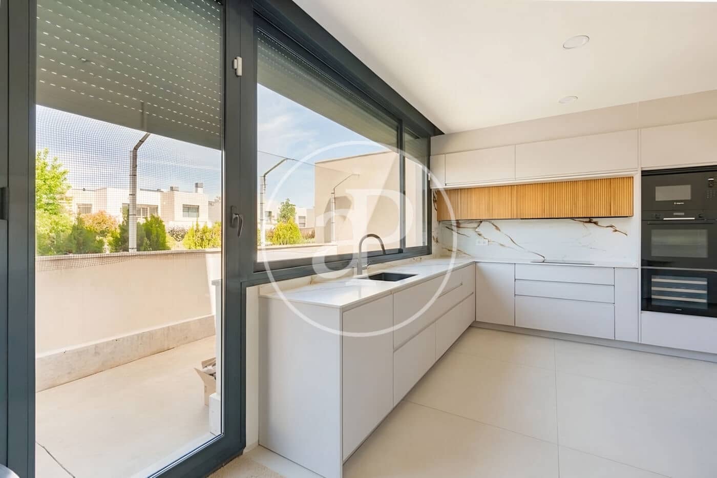 Chalet de 5 habitaciones en San Sebastián de los Reyes en venta con piscina - 1.500.000 € (Ref: 9811592)