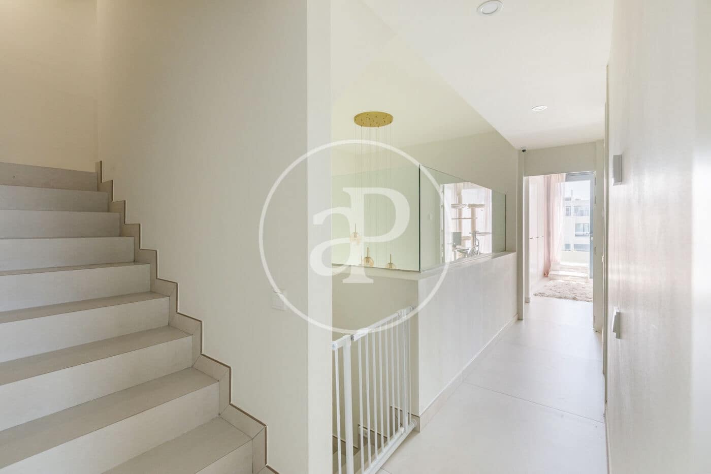 Chalet de 5 habitaciones en San Sebastián de los Reyes en venta con piscina - 1.500.000 € (Ref: 9811592)