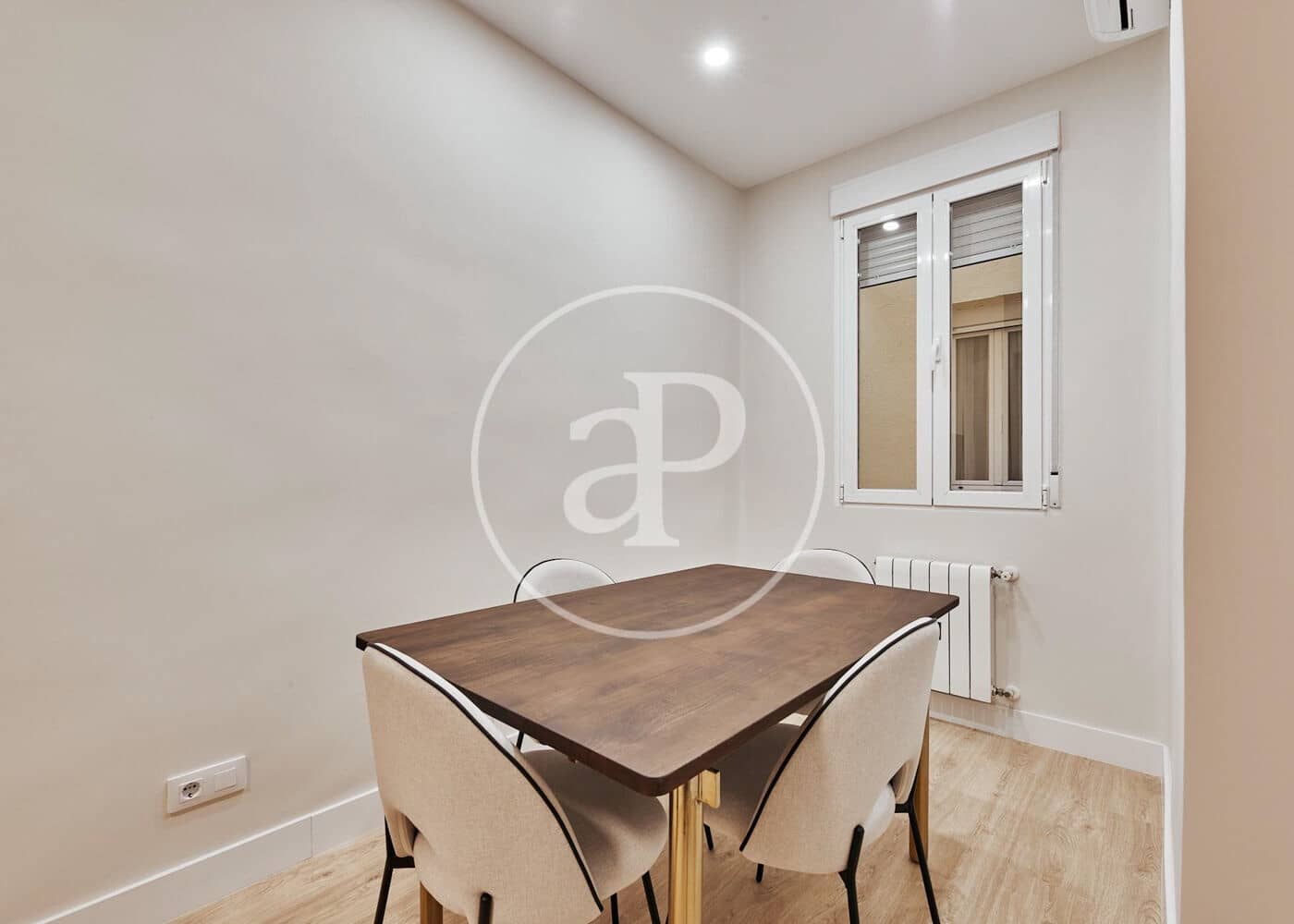 2 sypialnia Apartament na sprzedaż w Miasto Madryt - 589 000 € (Ref: 9811593)