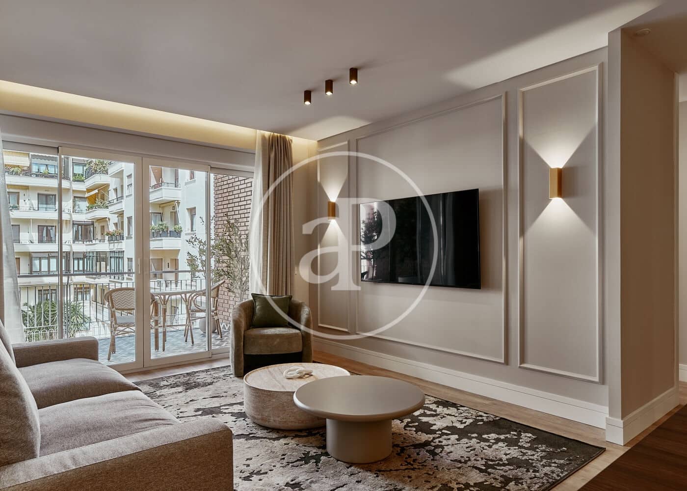 4 soveværelse Lejlighed til salg i Madrid by - € 2.399.000 (Ref: 9811594)