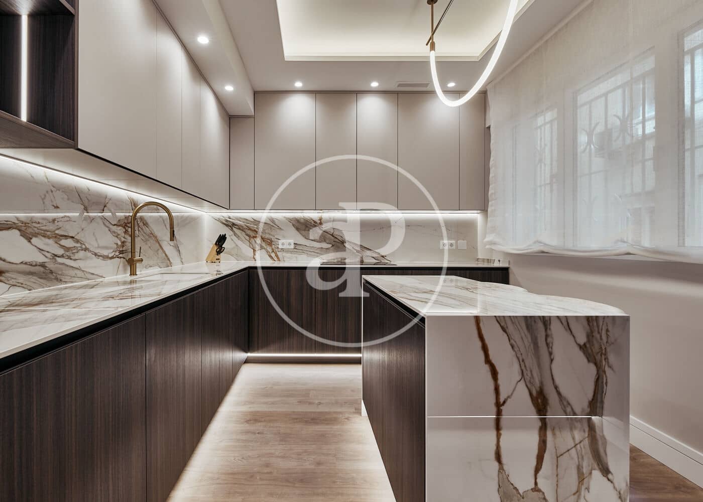 4 soveværelse Lejlighed til salg i Madrid by - € 2.399.000 (Ref: 9811594)