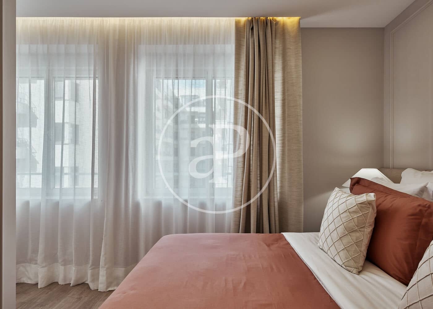 4 soveværelse Lejlighed til salg i Madrid by - € 2.399.000 (Ref: 9811594)