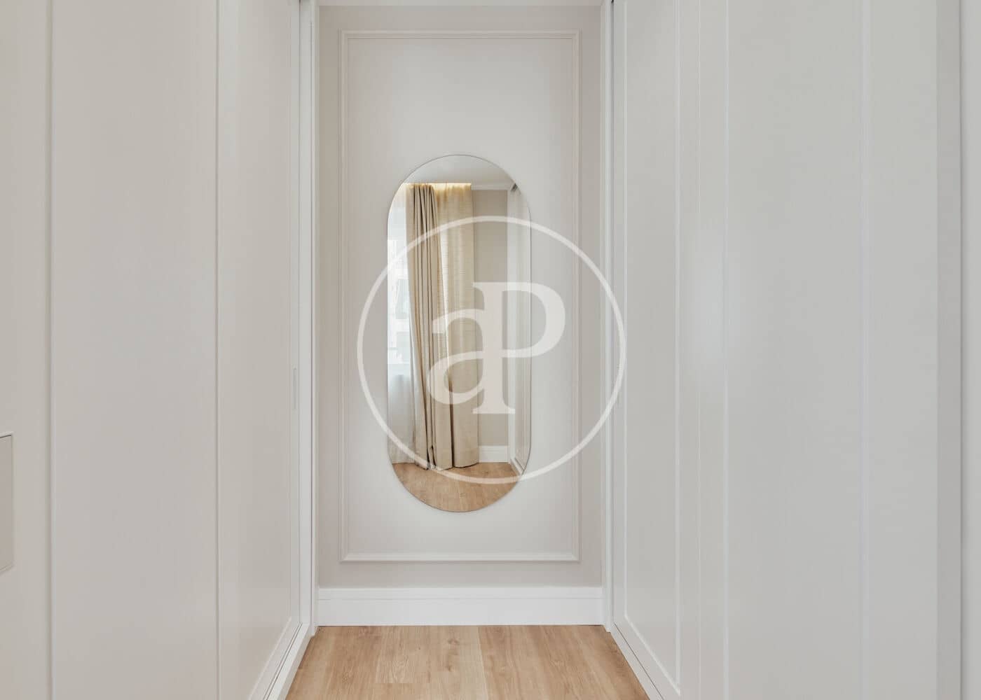 4 soveværelse Lejlighed til salg i Madrid by - € 2.399.000 (Ref: 9811594)
