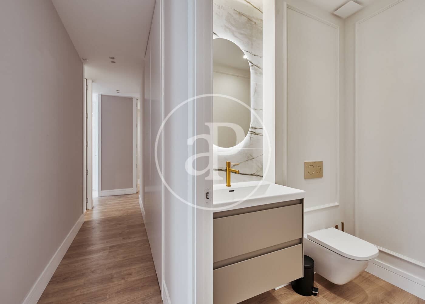 4 soveværelse Lejlighed til salg i Madrid by - € 2.399.000 (Ref: 9811594)