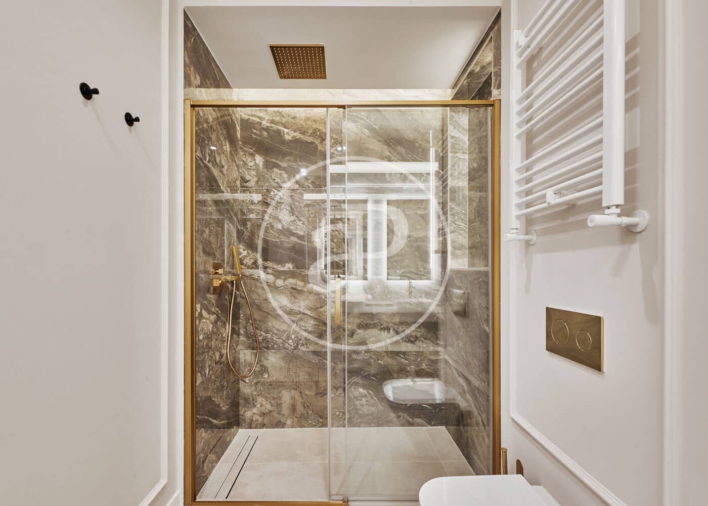 4 soveværelse Lejlighed til salg i Madrid by - € 2.399.000 (Ref: 9811594)