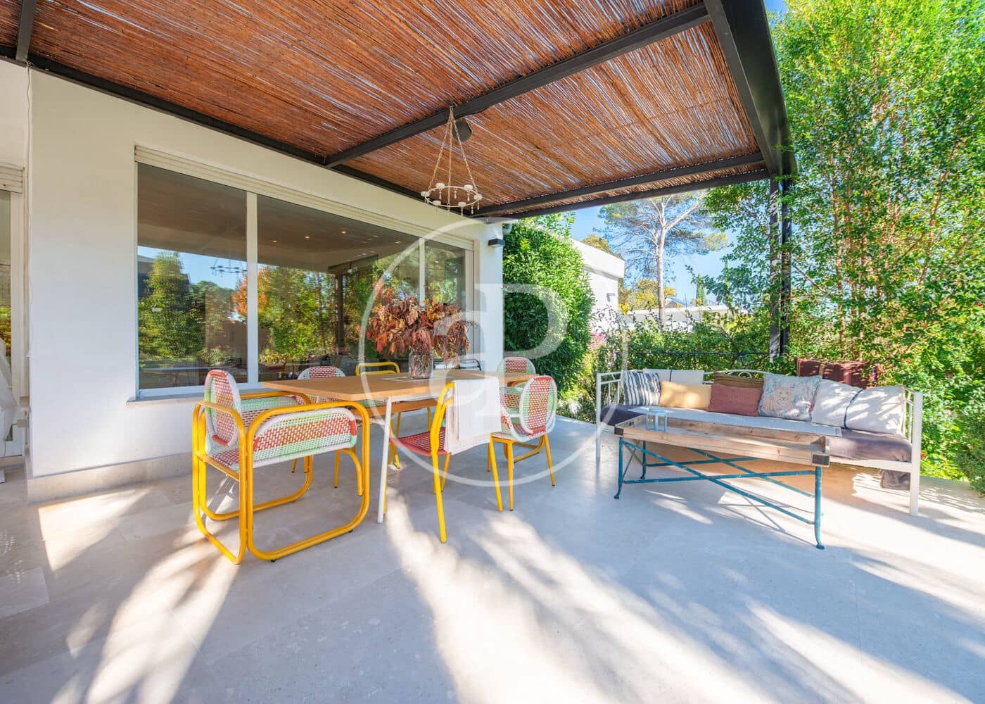 7 Zimmer Villa zu verkaufen in Pozuelo de Alarcon mit Pool - 4.975.000 € (Ref: 9815857)