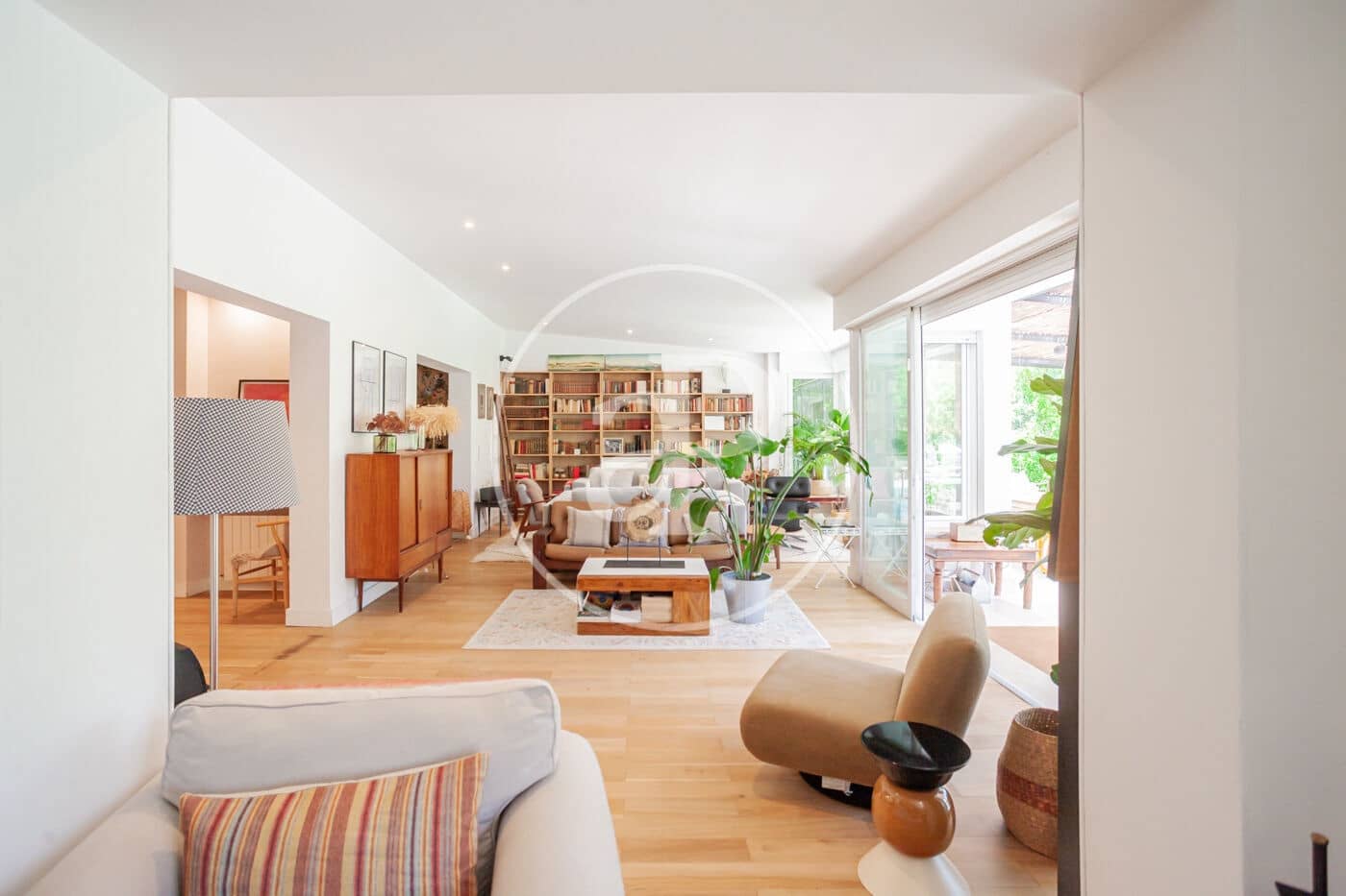 7 bedroom Villa for sale in Pozuelo de Alarcon with pool - € 4,975,000 (Ref: 9815857)