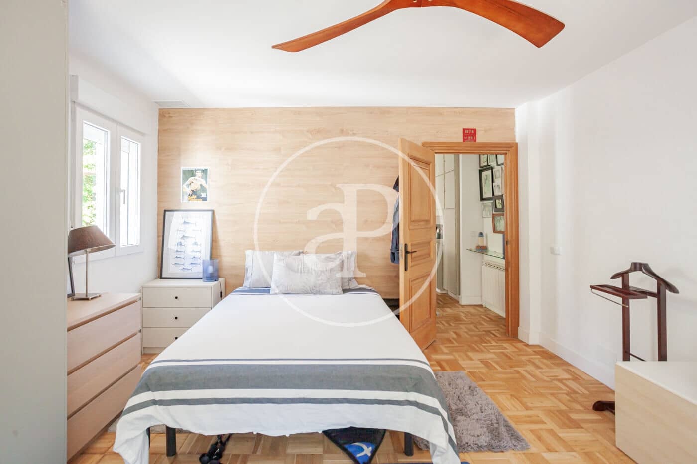 7 bedroom Villa for sale in Pozuelo de Alarcon with pool - € 4,975,000 (Ref: 9815857)