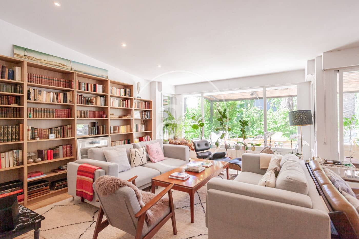 7 bedroom Villa for sale in Pozuelo de Alarcon with pool - € 4,975,000 (Ref: 9815857)