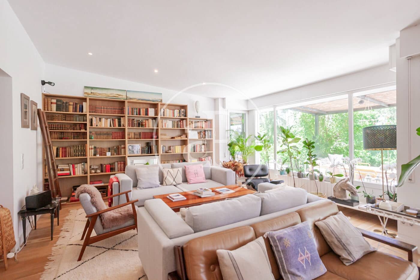 7 bedroom Villa for sale in Pozuelo de Alarcon with pool - € 4,975,000 (Ref: 9815857)