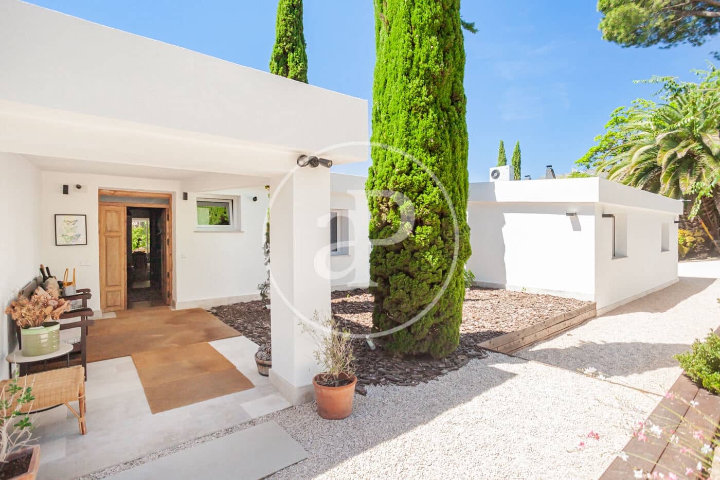7 bedroom Villa for sale in Pozuelo de Alarcon with pool - € 4,975,000 (Ref: 9815857)