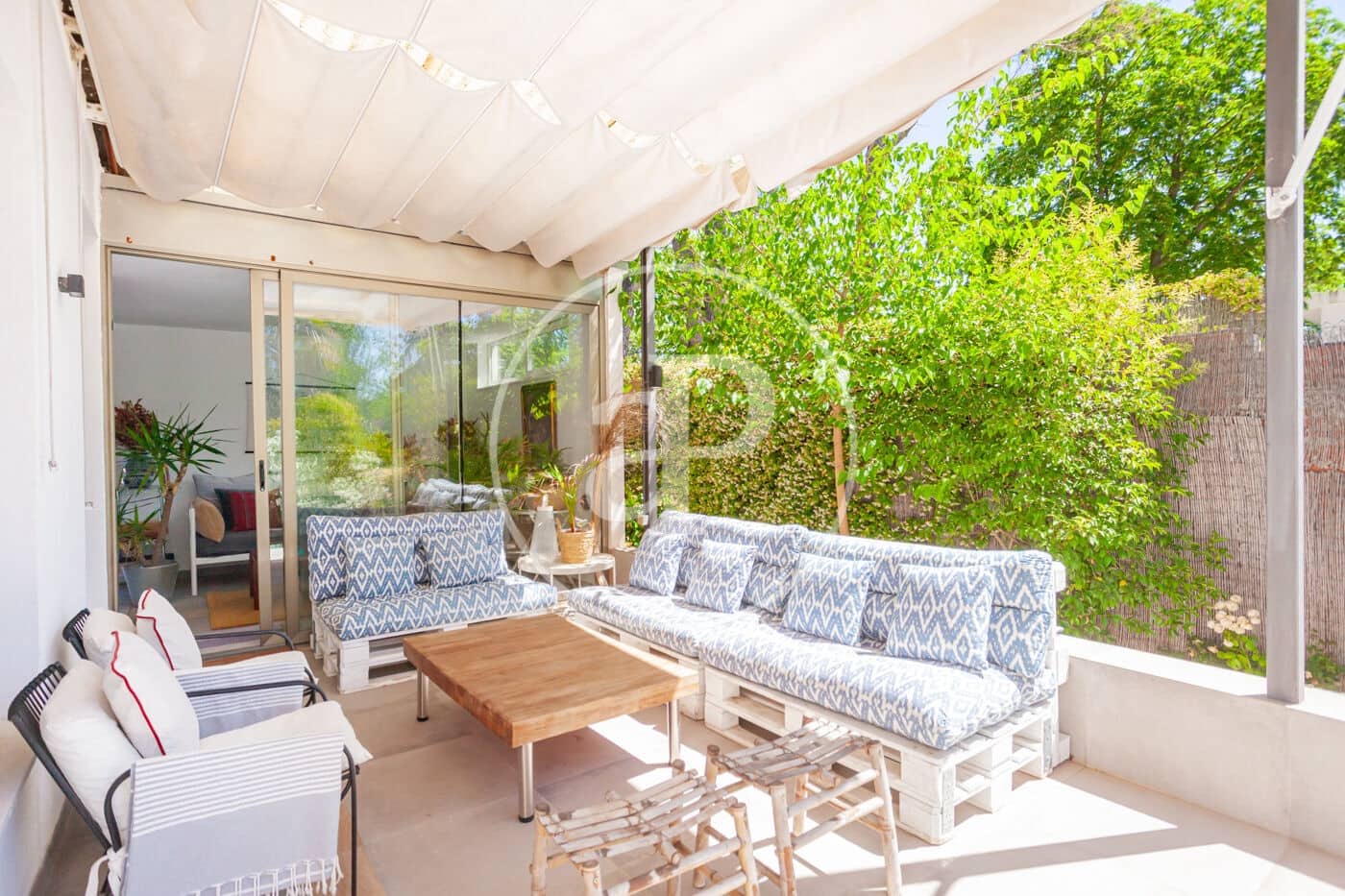 7 bedroom Villa for sale in Pozuelo de Alarcon with pool - € 4,975,000 (Ref: 9815857)