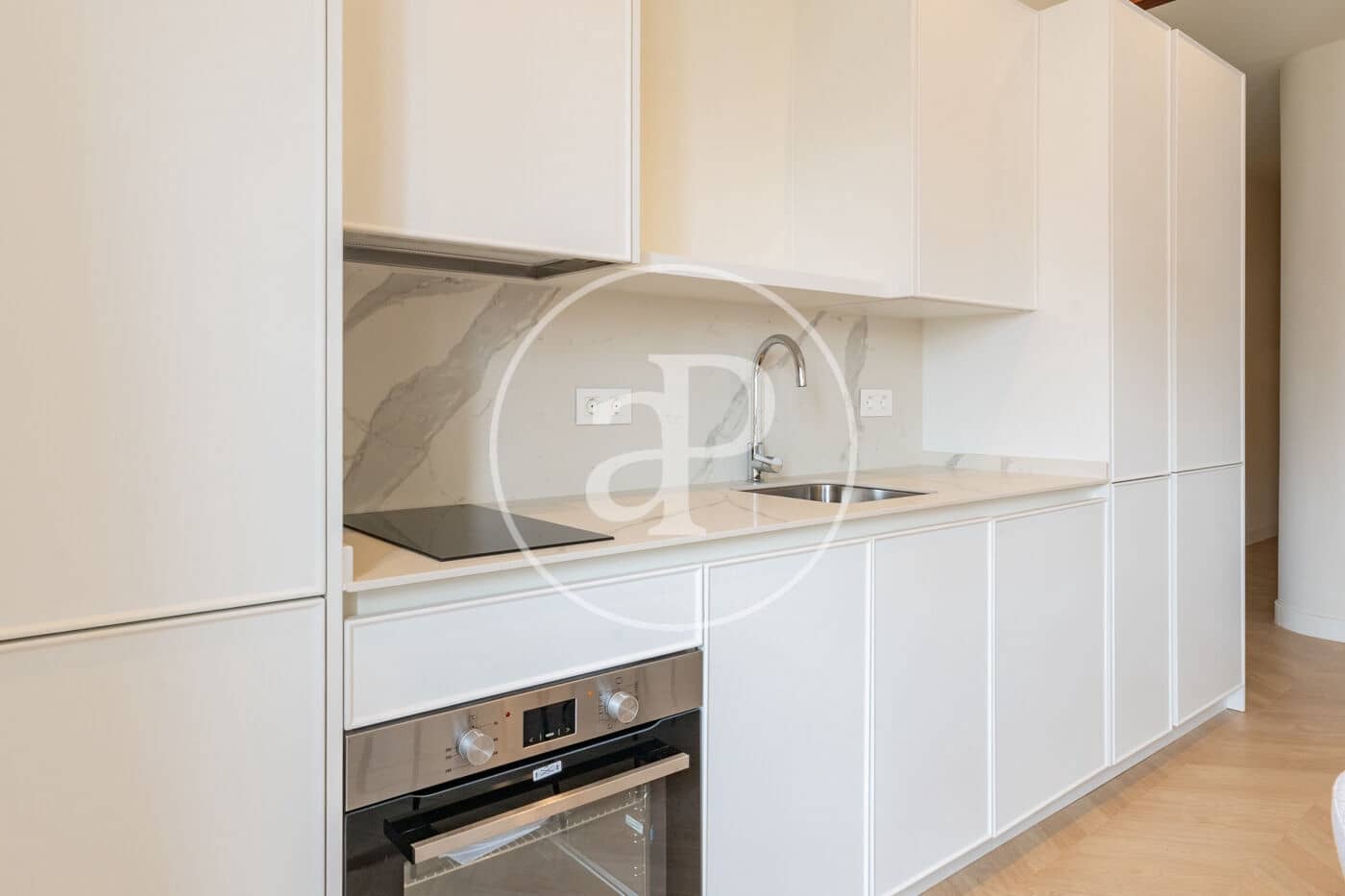 2 quarto Apartamento para arrendar em Madrid cidade - 3 100 € (Ref: 9815859)