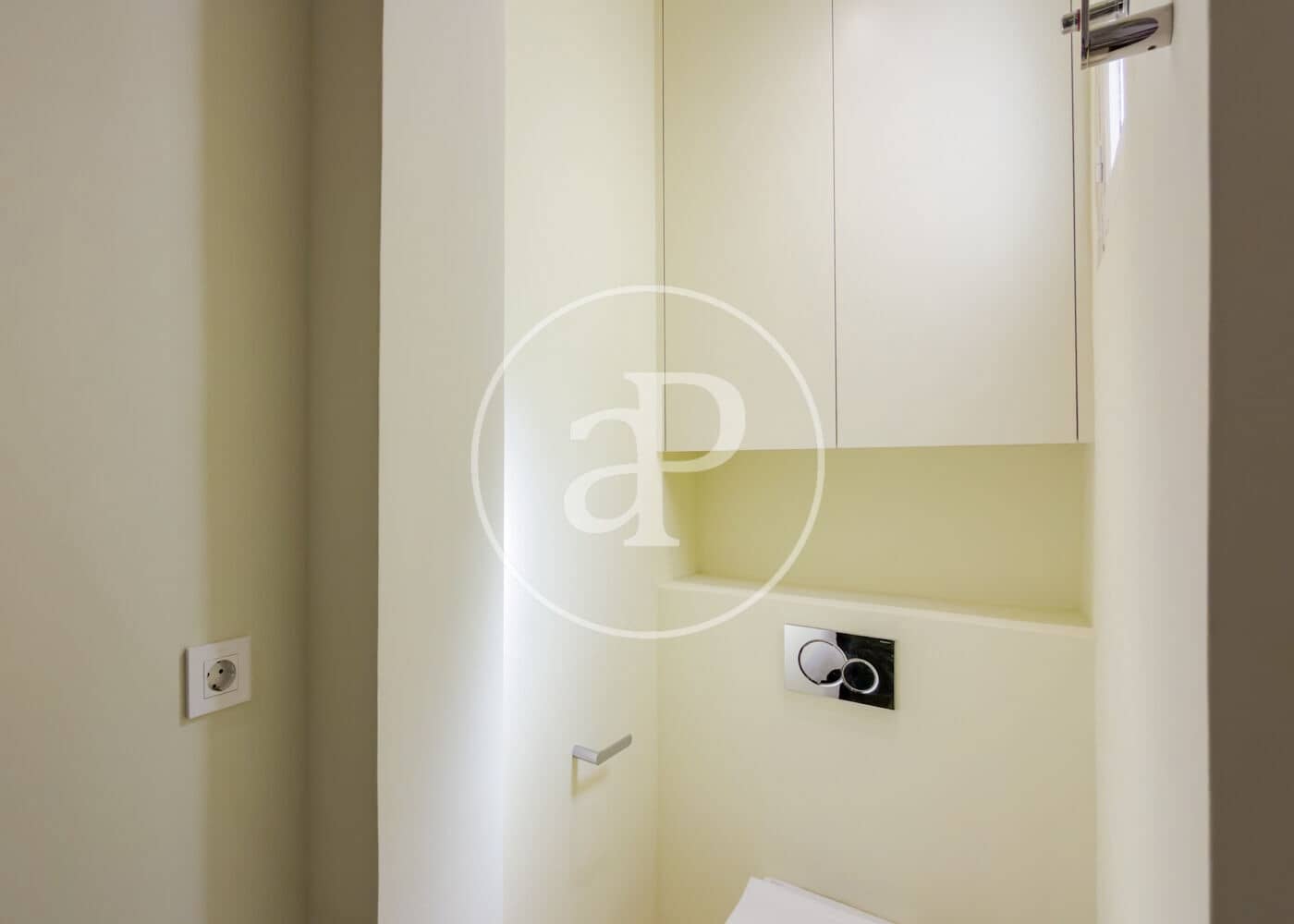 2 sovrum Lägenhet att hyra i Madrid stad - 2 300 € (Ref: 9818239)