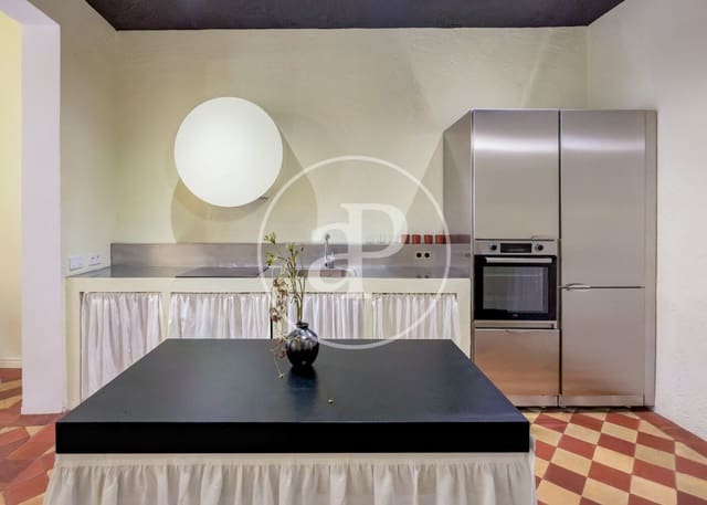 2 sovrum Lägenhet att hyra i Universidad, Madrid stad - 2 300 € (Ref: 9818239)