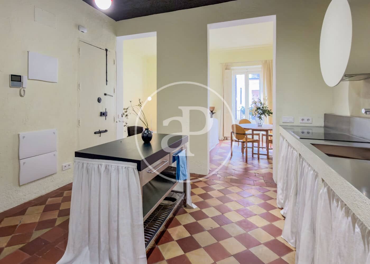 2 sovrum Lägenhet att hyra i Madrid stad - 2 300 € (Ref: 9818239)