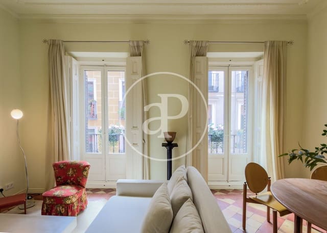 2 sovrum Lägenhet att hyra i Universidad, Madrid stad - 2 300 € (Ref: 9818239)