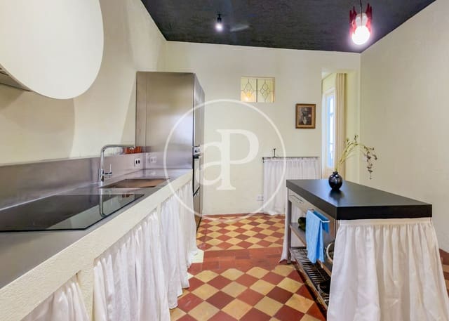 2 sovrum Lägenhet att hyra i Universidad, Madrid stad - 2 300 € (Ref: 9818239)