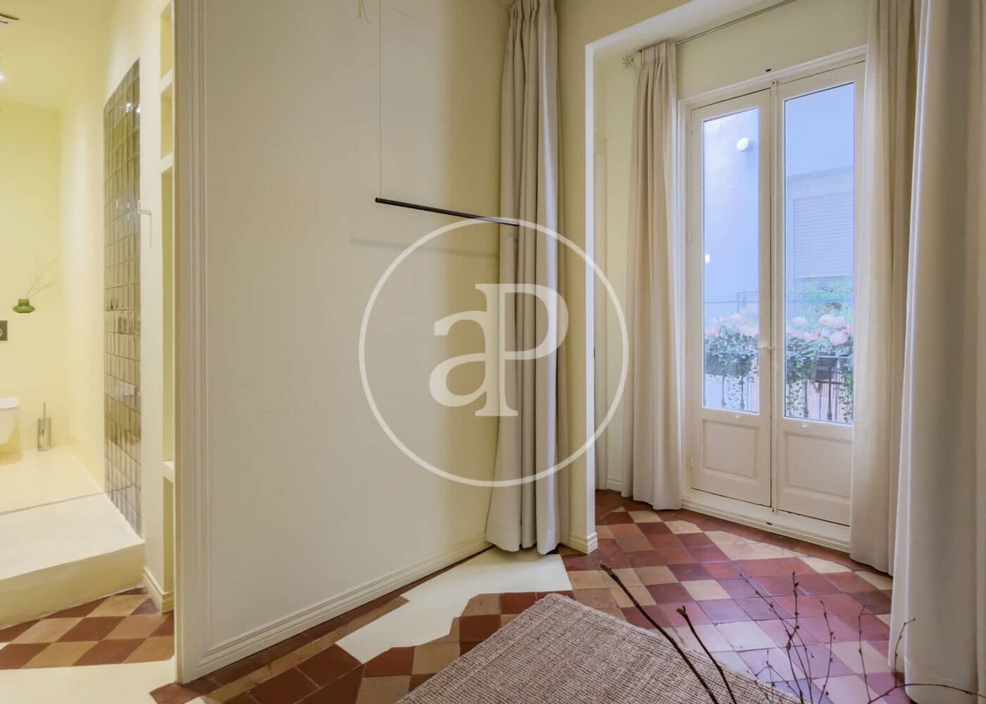 2 sovrum Lägenhet att hyra i Madrid stad - 2 300 € (Ref: 9818239)