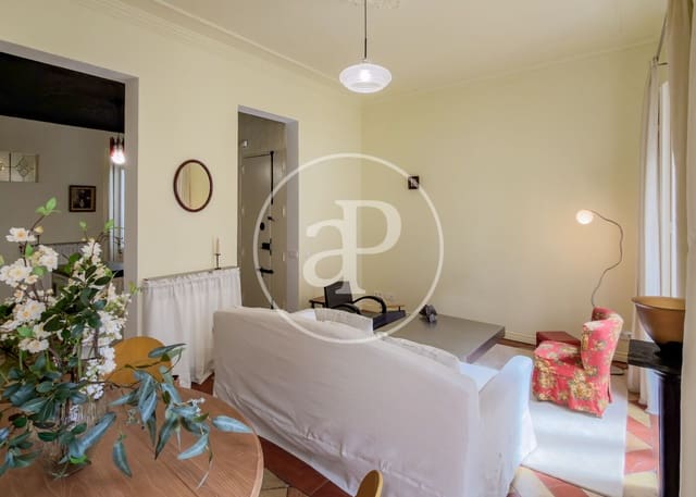 2 sovrum Lägenhet att hyra i Universidad, Madrid stad - 2 300 € (Ref: 9818239)