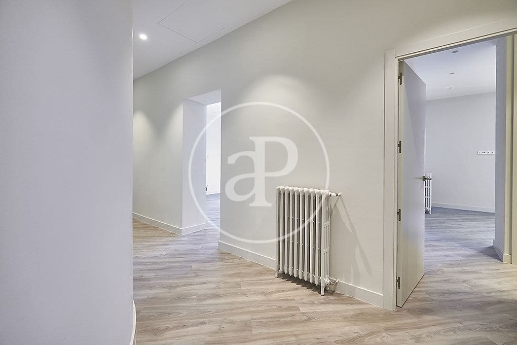 2 makuuhuone Huoneisto vuokrattavana paikassa Madrid kaupunki - 3 500 € (Ref: 9818241)