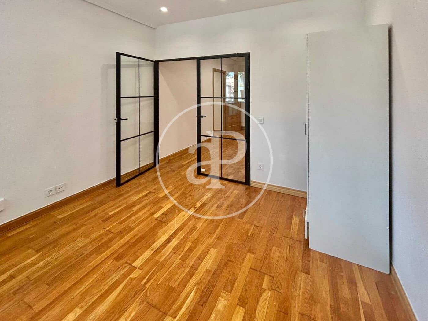 4 Zimmer Apartment zu verkaufen in Madrid Stadt - 980.000 € (Ref: 9818244)