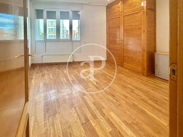 4 Zimmer Apartment zu verkaufen in Cuatro Caminos, Madrid Stadt - 980.000 € (Ref: 9818244)