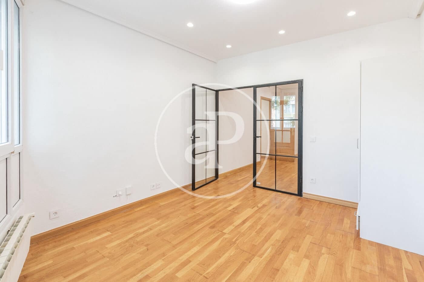 5 bedroom Apartment for sale in Madrid city - € 980,000 (Ref: 9818244)