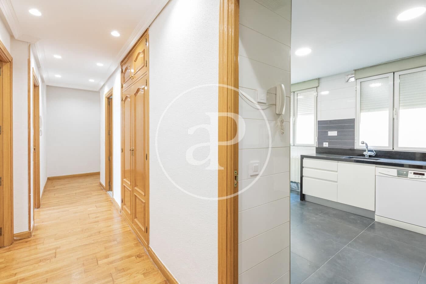5 bedroom Apartment for sale in Madrid city - € 980,000 (Ref: 9818244)