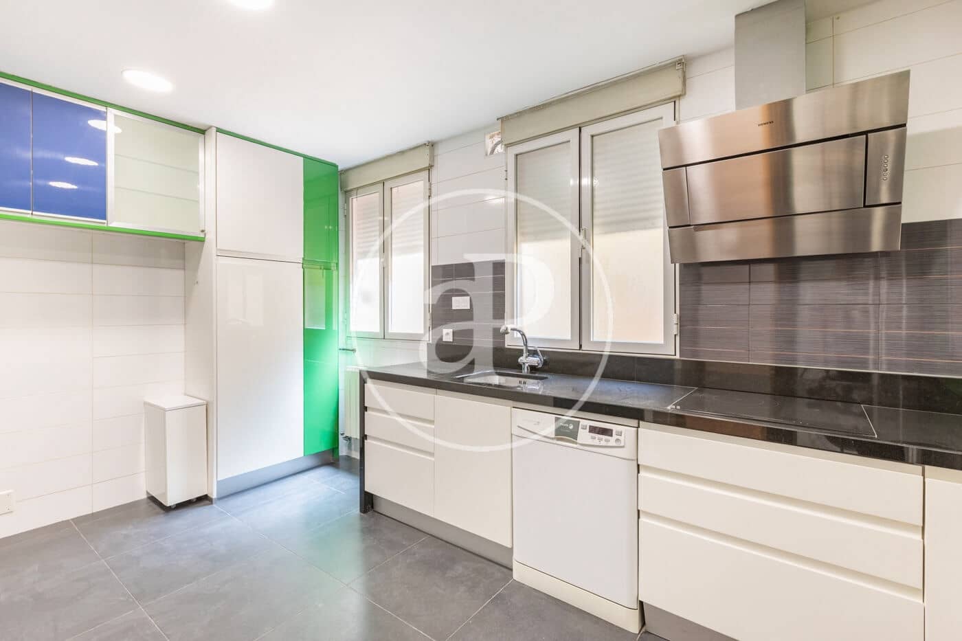 5 bedroom Apartment for sale in Madrid city - € 980,000 (Ref: 9818244)